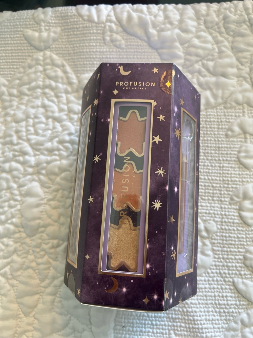 profusion cosmetics 6 Pc Gift Set Includes Eye & Lip Liner, Mascara, Lip Gloss